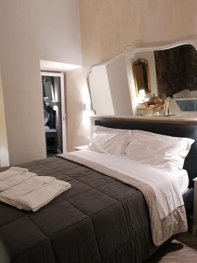 Real Giardinetto A Toledo Hotell Napoli Eksteriør bilde